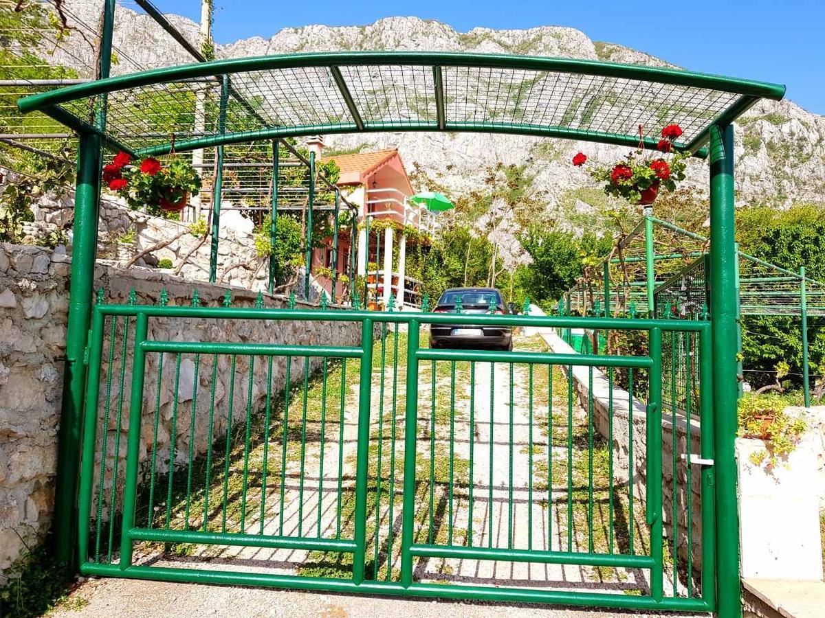 Holiday Village Ostrog Nikšić Eksteriør bilde